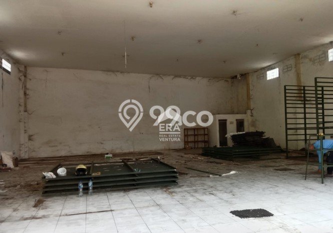 Unit Gudang Disewa Lokasi Kedungkandang, Malang Spesifikasi Luas Bangunan 248m2 Unit Gudang Disewa Lokasi Kedungkandang, Malang Spesifikasi Luas Bangunan 248m2