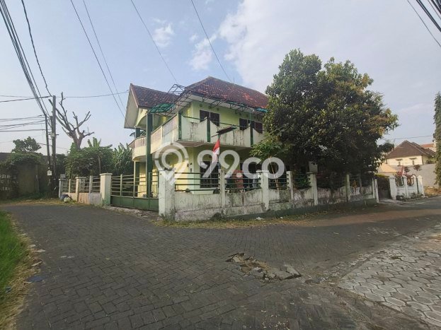 Dijual Segera Rumah Kost di Dinoyo, Malang 30 Kamar Dijual Segera Rumah Kost di Dinoyo, Malang 30 Kamar