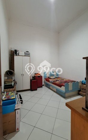 Rumah Disewakan Malang LT 360m2 LB 300m2 Kawasan Dieng Rumah Disewakan Malang LT 360m2 LB 300m2 Kawasan Dieng