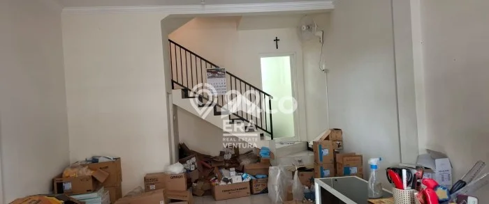 Disewakan Ruko di Kawasan Ramai Bandulan Luas 102m2 Disewakan Ruko di Kawasan Ramai Bandulan Luas 102m2