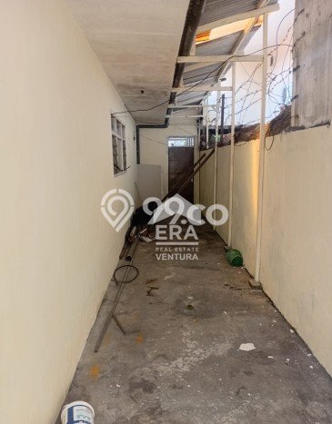 Rumah Bagus Siap Huni Di Blimbing Luas 180m2 Lokasi Strategis Rumah Bagus Siap Huni Di Blimbing Luas 180m2 Lokasi Strategis