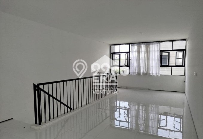 Disewakan Ruko di Kawasan Ramai Araya Luas 80m2 Disewakan Ruko di Kawasan Ramai Araya Luas 80m2