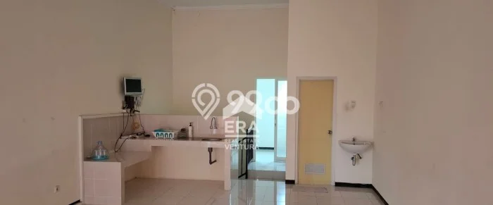 Disewakan Ruko di Kawasan Ramai Bandulan Luas 102m2 Disewakan Ruko di Kawasan Ramai Bandulan Luas 102m2
