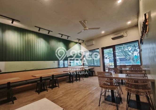 Ruko Premium Kawasan , Luas 100m2m², Area Niaga Ruko Premium Kawasan , Luas 100m2m², Area Niaga