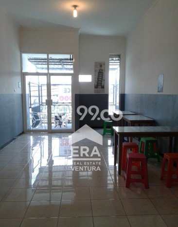 Ruko untuk Disewa di Pusat Malang Luas Bangunan 100m2 Ruko untuk Disewa di Pusat Malang Luas Bangunan 100m2