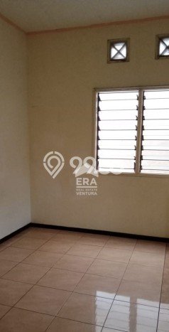Jarang Ada! Rumah Sewa 5 Kamar Bagus Siap Huni Malang Kota Jarang Ada! Rumah Sewa 5 Kamar Bagus Siap Huni Malang Kota