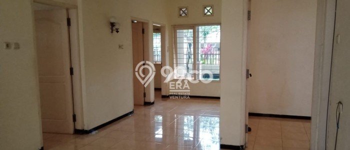 Jarang Ada! Rumah Sewa 5 Kamar Bagus Siap Huni Malang Kota Jarang Ada! Rumah Sewa 5 Kamar Bagus Siap Huni Malang Kota