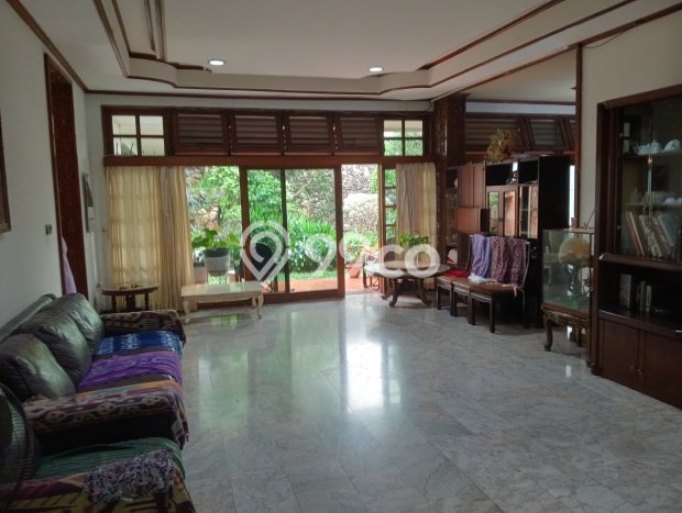 Siap Huni Rumah Mewah 5 Kamar di Menteng Dekat ke Mana Saja Siap Huni Rumah Mewah 5 Kamar di Menteng Dekat ke Mana Saja