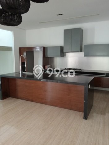 Dijual Rumah Luas Elegan Dengan View Cantik di Pondok Indah, Jakarta Selatan Dijual Rumah Luas Elegan Dengan View Cantik di Pondok Indah, Jakarta Selatan