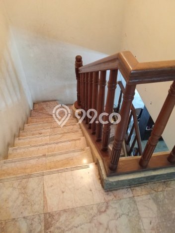 Siap Huni Rumah Mewah 5 Kamar di Menteng Dekat ke Mana Saja Siap Huni Rumah Mewah 5 Kamar di Menteng Dekat ke Mana Saja