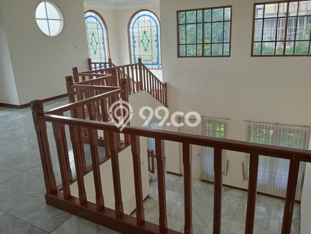 Dijual Rumah Luas Elegan Dengan View Eksklusif di Lebak Bulus, Jakarta Selatan Dijual Rumah Luas Elegan Dengan View Eksklusif di Lebak Bulus, Jakarta Selatan