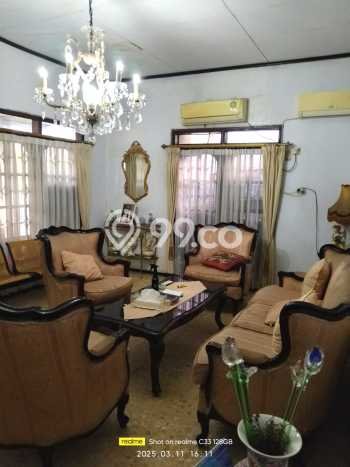 Dijual Rumah Luas Elegan Dengan View Cantik di Cideng, Jakarta Pusat Dijual Rumah Luas Elegan Dengan View Cantik di Cideng, Jakarta Pusat