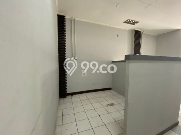 Unit Ruko Dijual di Jakarta Selatan LT 72m2 & LB 288m2 Unit Ruko Dijual di Jakarta Selatan LT 72m2 & LB 288m2