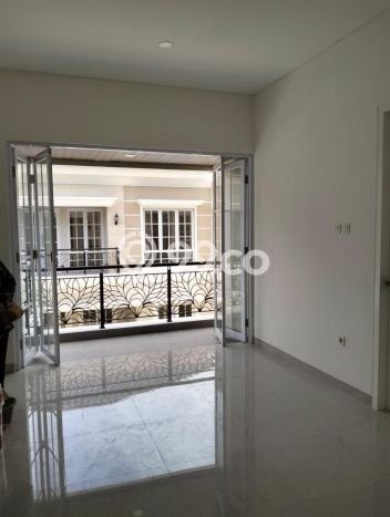 Dijual Cepat Rumah Favorit Siap Huni LB 160m2 di Limo, Depok Dijual Cepat Rumah Favorit Siap Huni LB 160m2 di Limo, Depok