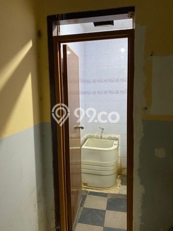 Unit Ruko Dijual di Jakarta Selatan LT 72m2 & LB 288m2 Unit Ruko Dijual di Jakarta Selatan LT 72m2 & LB 288m2