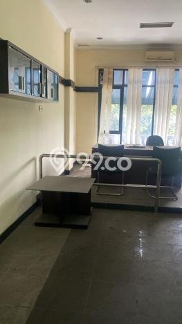 Ruko Dijual di Jakarta Selatan LT 134m2 & LB 325m2 Lokasi Terbaik! Ruko Dijual di Jakarta Selatan LT 134m2 & LB 325m2 Lokasi Terbaik!