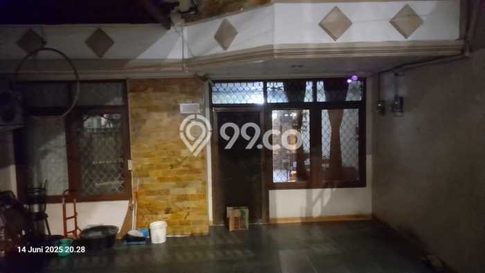 For Sale Rumah Mewah Exclusive di Kelapa Gading, Jakarta Utara For Sale Rumah Mewah Exclusive di Kelapa Gading, Jakarta Utara