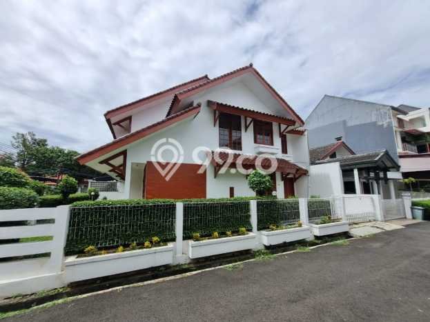Disewakan! Rumah 4 Kamar Tidur &
3 Kamar Mandi di Tanjung Barat, Jakarta Selatan Disewakan! Rumah 4 Kamar Tidur &
3 Kamar Mandi di Tanjung Barat, Jakarta Selatan