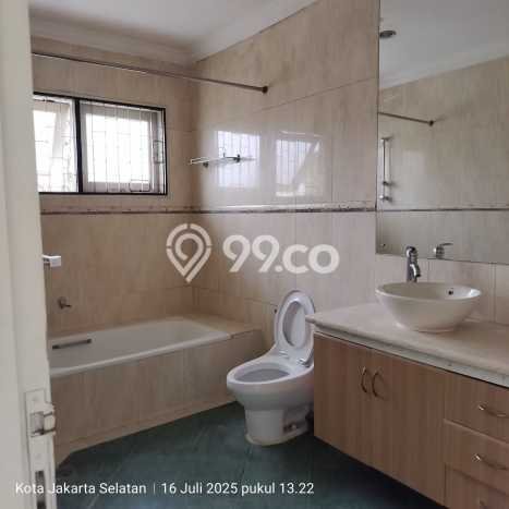 Jarang Ada! Rumah Sewa 5 Kamar Nyaman Siap Huni Pejaten Jarang Ada! Rumah Sewa 5 Kamar Nyaman Siap Huni Pejaten