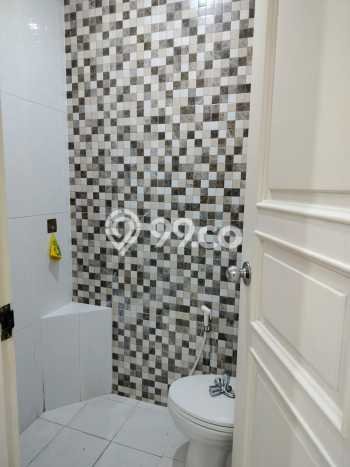 NEW LISTING! Rumah kawasan , Ready, 3 KT, Dekat Jakarta Selatan, Jakarta Selatan, Luas 300m2m² Bangunan 250m2m² NEW LISTING! Rumah kawasan , Ready, 3 KT, Dekat Jakarta Selatan, Jakarta Selatan, Luas 300m2m² Bangunan 250m2m²