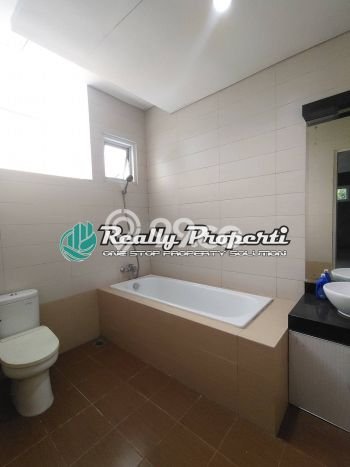 Disewakan! Rumah 4 Kamar Tidur &
4 Kamar Mandi di Jatiwarna, Bekasi Disewakan! Rumah 4 Kamar Tidur &
4 Kamar Mandi di Jatiwarna, Bekasi