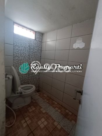 For Sale Hunian Rumah Terawat 5 Kamar di Bekasi Kota, Bekasi For Sale Hunian Rumah Terawat 5 Kamar di Bekasi Kota, Bekasi