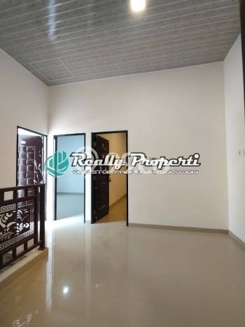 Rumah Modern 3 KT di Jatiwaringin Bekasi Semi Furnished Rumah Modern 3 KT di Jatiwaringin Bekasi Semi Furnished