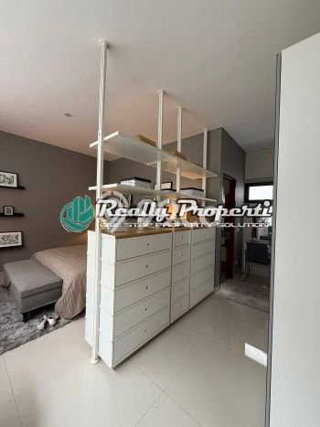 Ready to Use! Luxury House LT 120m2 Desain Modern di Jatiwarna Ready to Use! Luxury House LT 120m2 Desain Modern di Jatiwarna
