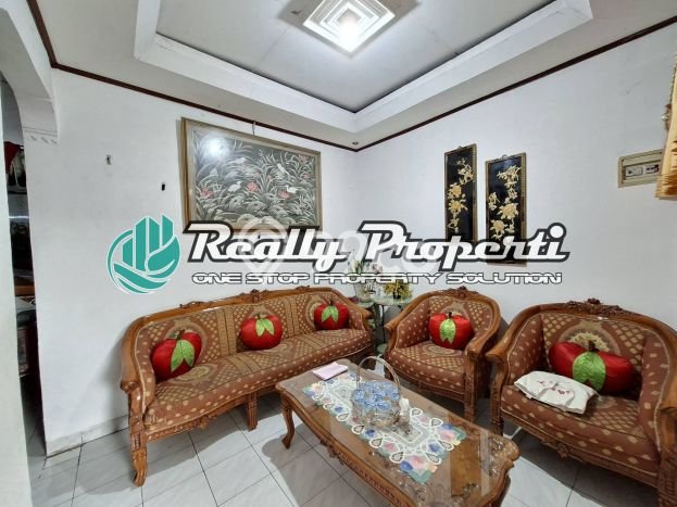Rumah Modern 6 KT di Jatiwaringin Bekasi Semi Furnished Rumah Modern 6 KT di Jatiwaringin Bekasi Semi Furnished