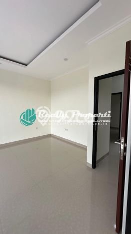 For Sale Hunian Rumah Terawat 3 KT di Jatiwarna, Bekasi For Sale Hunian Rumah Terawat 3 KT di Jatiwarna, Bekasi