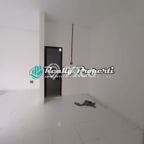 Disewakan! Rumah 5 Kamar Tidur &
5 Kamar Mandi di Jatibening, Bekasi Disewakan! Rumah 5 Kamar Tidur &
5 Kamar Mandi di Jatibening, Bekasi