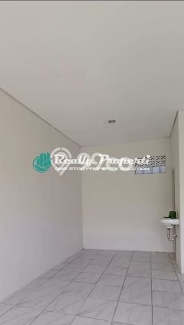 Unit Komersial Paling Strategis di Cipayung Jakarta Timur dengan LB 150m2 Unit Komersial Paling Strategis di Cipayung Jakarta Timur dengan LB 150m2