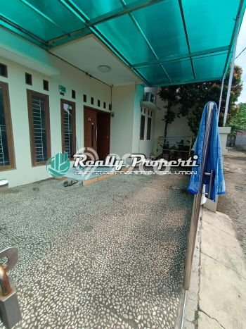 For Sale Hunian Rumah Terawat 5 Kamar di Bekasi Kota, Bekasi For Sale Hunian Rumah Terawat 5 Kamar di Bekasi Kota, Bekasi