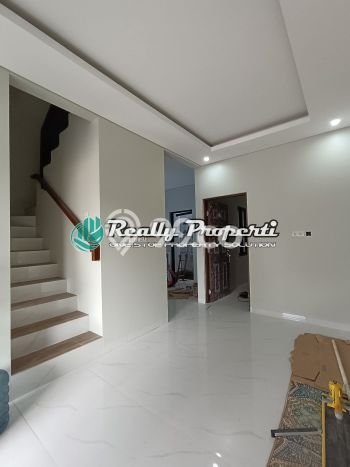 Jual Rumah Eksklusif 3 KT di Bambu Apus, Jakarta Timur Jual Rumah Eksklusif 3 KT di Bambu Apus, Jakarta Timur