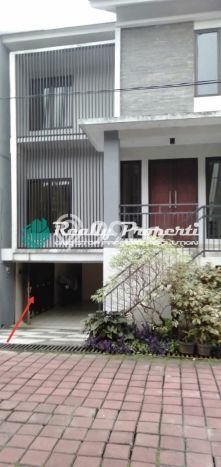 Rumah sewa siap huni 4 KT di Cilangkap, Jakarta Timur Rumah sewa siap huni 4 KT di Cilangkap, Jakarta Timur