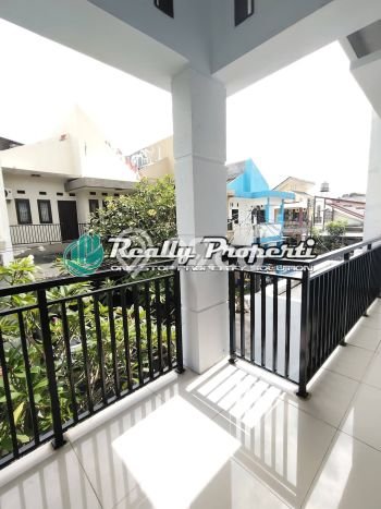 Rumah Sewa Bekasi LT 105m2 LB 125m2 Area Jatibening Rumah Sewa Bekasi LT 105m2 LB 125m2 Area Jatibening