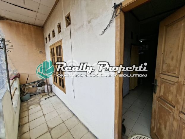 Unit Ruko Dijual di Bekasi LT 93m2 & LB 150m2 Unit Ruko Dijual di Bekasi LT 93m2 & LB 150m2