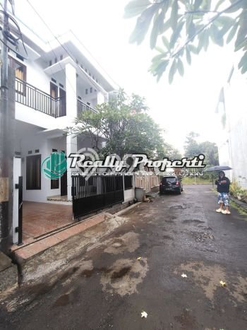 Rumah Sewa Bekasi LT 105m2 LB 125m2 Area Jatibening Rumah Sewa Bekasi LT 105m2 LB 125m2 Area Jatibening