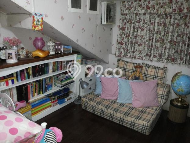 Siap Huni Hunian Elit 7 Kamar di BSD Dekat ke Mana Saja Siap Huni Hunian Elit 7 Kamar di BSD Dekat ke Mana Saja