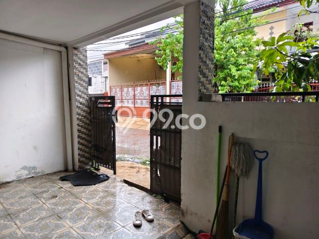Rumah Luas Asri 4 KT Siap Huni di Harapan Indah Bekasi Rumah Luas Asri 4 KT Siap Huni di Harapan Indah Bekasi
