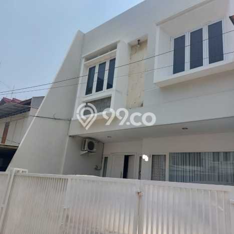 Siap Huni Rumah Mewah 4 Kamar di Kelapa Gading Dekat ke Mana Saja Siap Huni Rumah Mewah 4 Kamar di Kelapa Gading Dekat ke Mana Saja