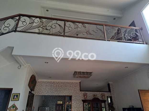 Ready to Use! Premium House LT 258m2 Desain Elegan di Harapan Indah Ready to Use! Premium House LT 258m2 Desain Elegan di Harapan Indah