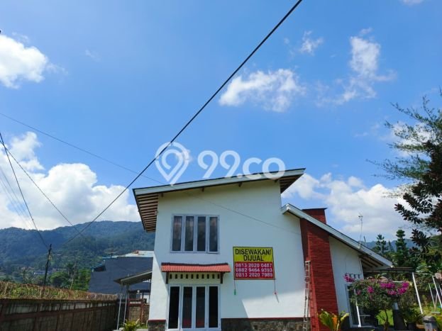 KESEMPATAN EMAS! Vila di Cisarua, Dimensi 2370m2m², Lokasi Elite dengan keamanan terjamin KESEMPATAN EMAS! Vila di Cisarua, Dimensi 2370m2m², Lokasi Elite dengan keamanan terjamin
