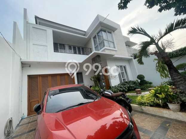Jual Rumah Luas Megah Dengan View Cantik di Rawamangun, Jakarta Timur Jual Rumah Luas Megah Dengan View Cantik di Rawamangun, Jakarta Timur