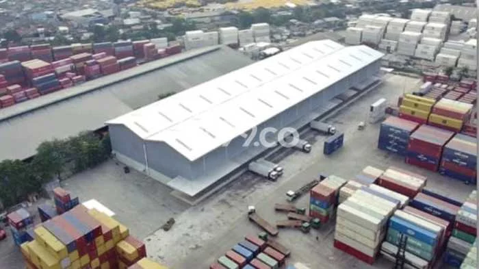 Gudang disewakan di Cakung Jakarta Timur dengan luas bangunan 7000m2 Gudang disewakan di Cakung Jakarta Timur dengan luas bangunan 7000m2