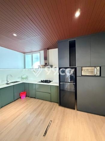 Apartemen Disewakan 2 Kamar Hemat Siap Huni di Jakarta Selatan, Luas 87m2 Apartemen Disewakan 2 Kamar Hemat Siap Huni di Jakarta Selatan, Luas 87m2