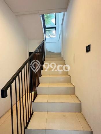 Jual Rumah Eksklusif 4 KT di Caman, Bekasi Jual Rumah Eksklusif 4 KT di Caman, Bekasi
