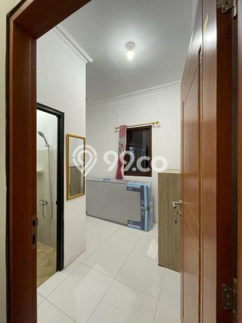 Cocok Untuk Investasi! Dijual Kost di Cipinang 4 Kamar Cocok Untuk Investasi! Dijual Kost di Cipinang 4 Kamar