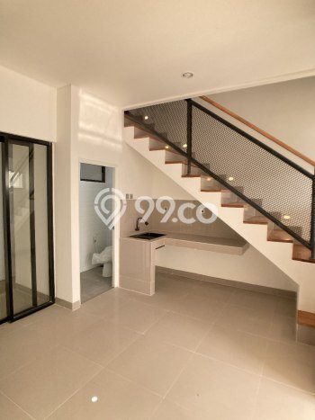 Rumah Strategis Minimalis Lb 64m2 di Ciracas, Jakarta Timur Rumah Strategis Minimalis Lb 64m2 di Ciracas, Jakarta Timur