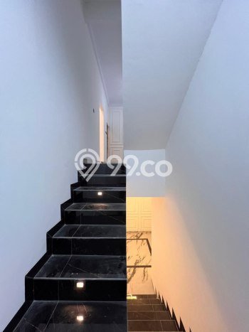 Jual Rumah Strategis Bagus Punya 3 KT di Jagakarsa Jakarta Selatan SHM Jual Rumah Strategis Bagus Punya 3 KT di Jagakarsa Jakarta Selatan SHM